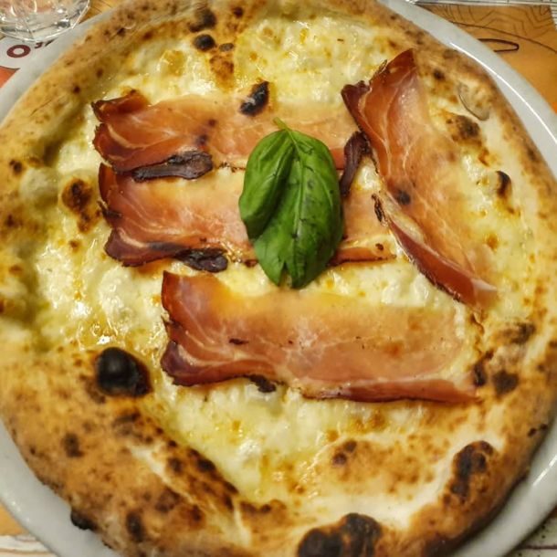 Esempio dalla galleria fotografica di o'Sole e Napule